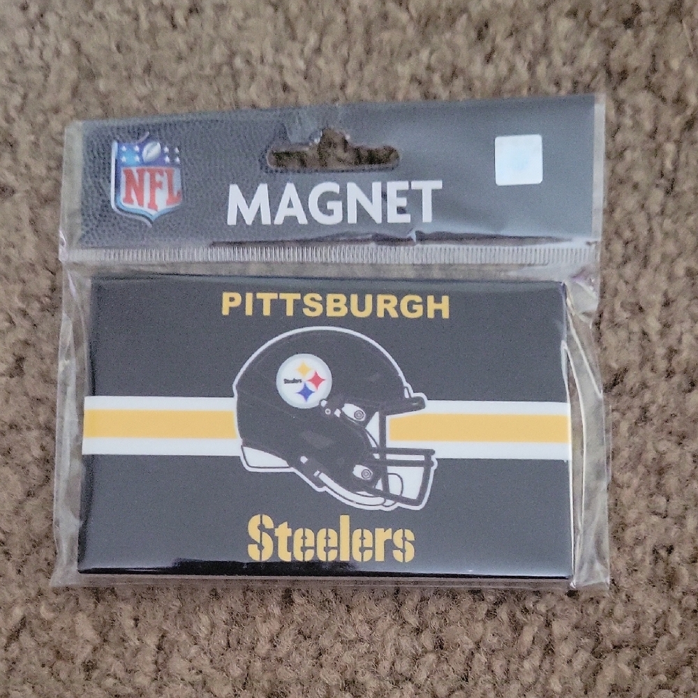 4/$20 NFL Steelers Black and Gold Magnet